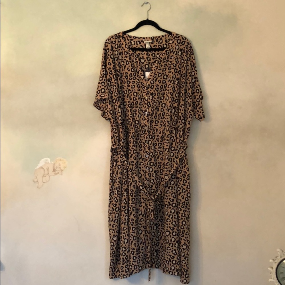 Leopard plus size midi dress